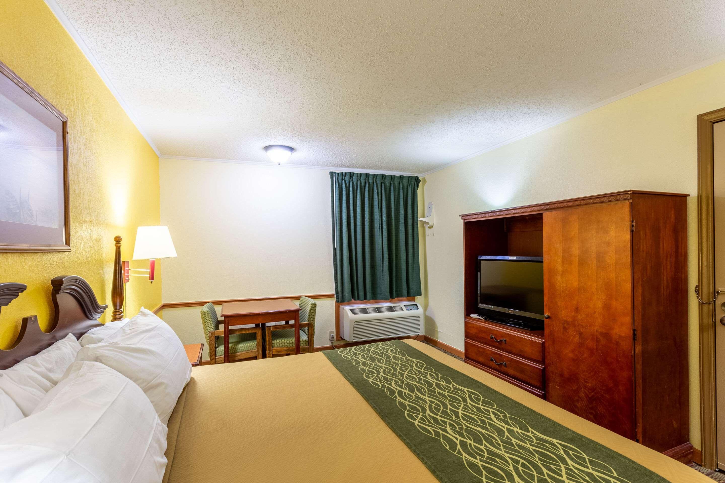 Econo Lodge Morgantown Exterior foto
